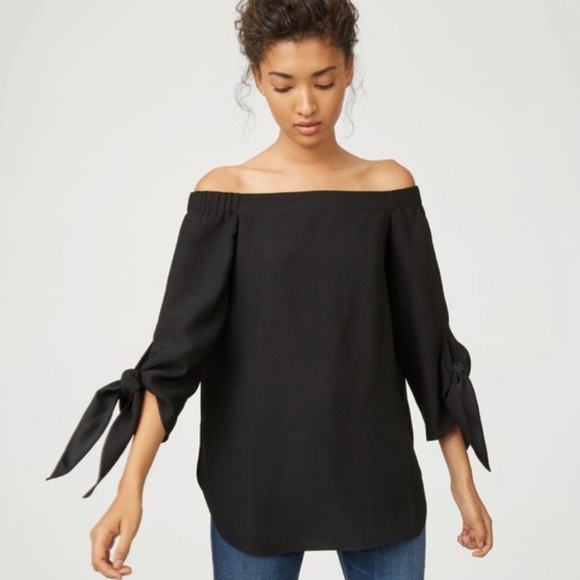 Club Monaco Spring/Summer Off The Shoulder Top Size XS-Small - Picture 2 of 7